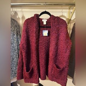 NWT Women’s Arizona Jean Co. L Burgundy‎ Fuzzy Hoodie Sweater with Pockets